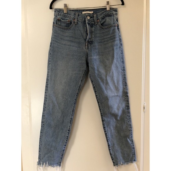 Levi’s Premium Wedgie Icon Fit Ankle Rigid Jeans in Shut Up Wash Size 27 - Picture 7 of 14